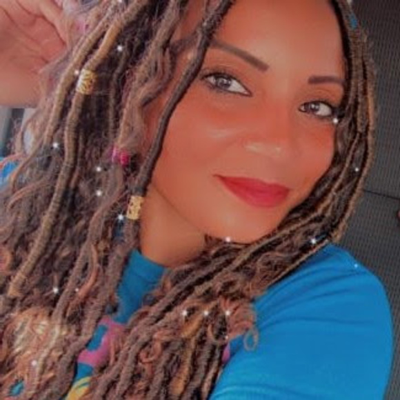 Meet your Posher, Ashley - Picture 1 of 1